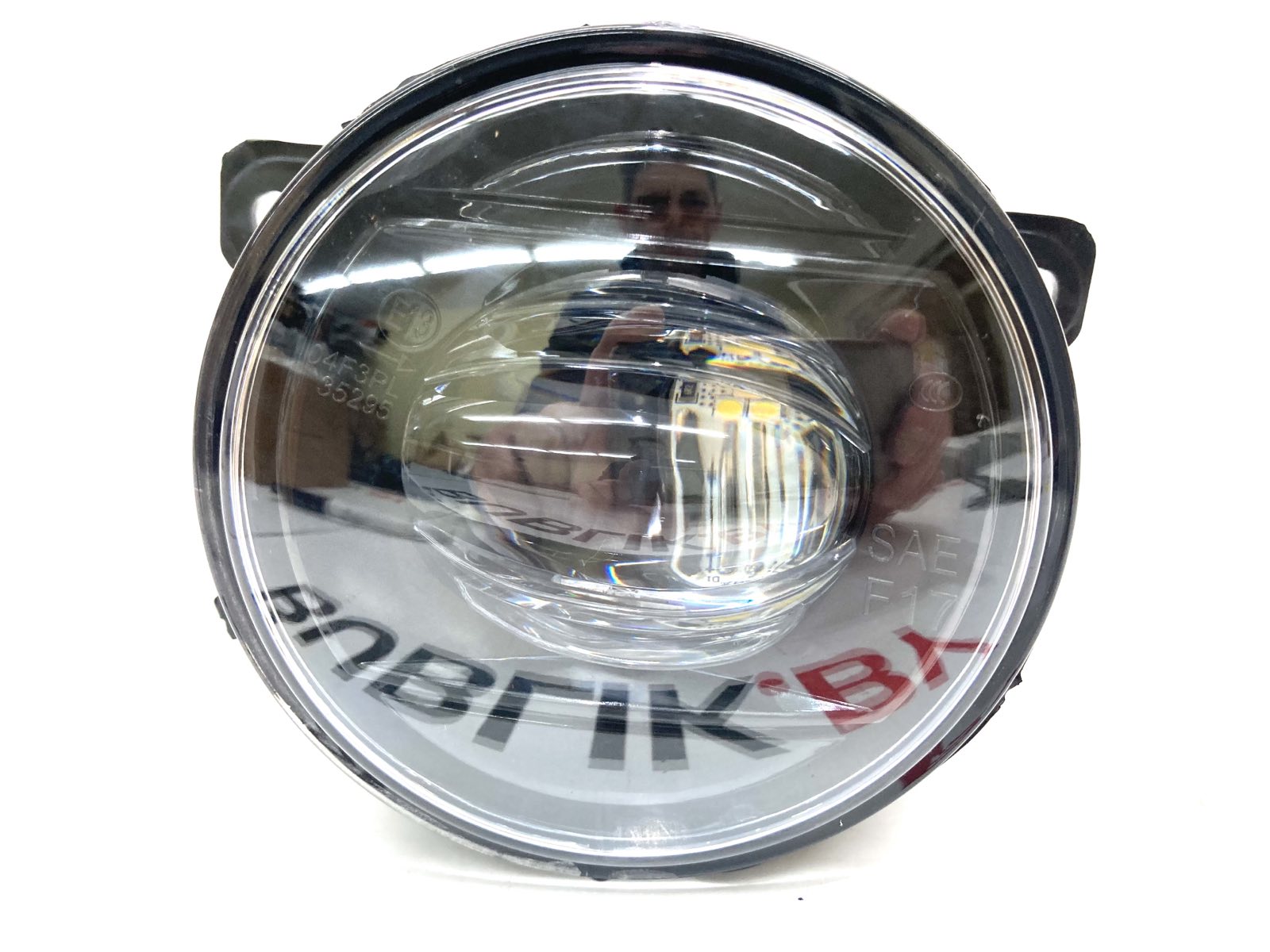 Фара противотуманная правая LED